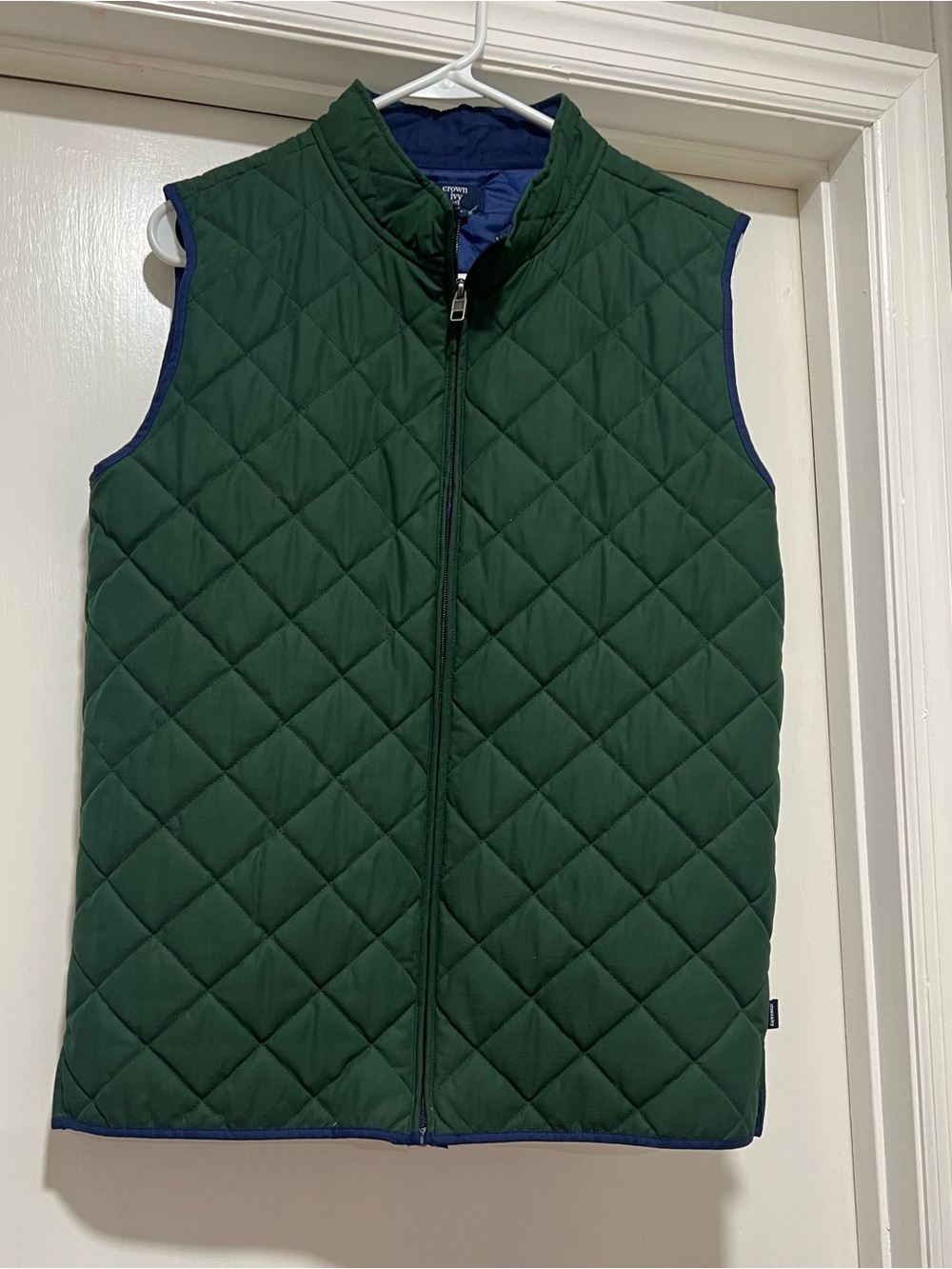 Youth XL Crown & Ivy Quilted Forest Green Vest